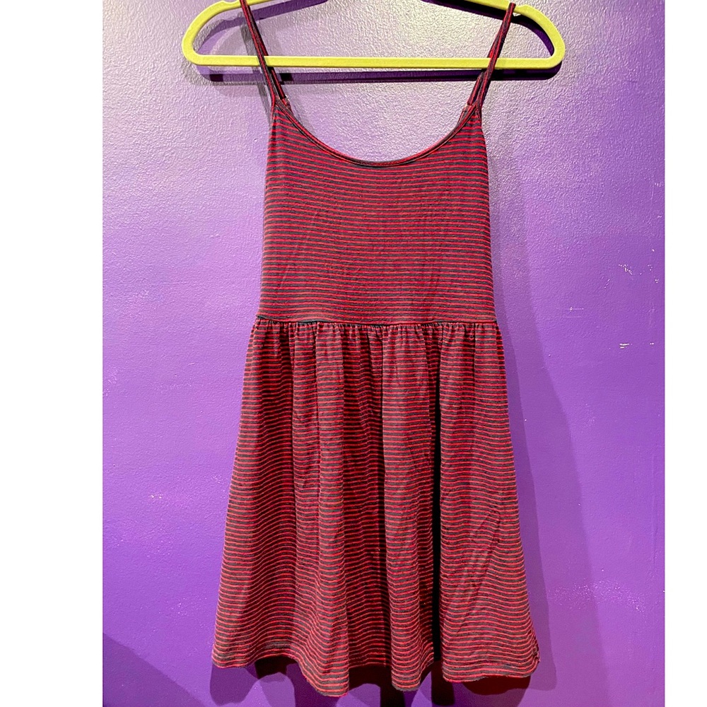 FORVER 21 Summer string dress